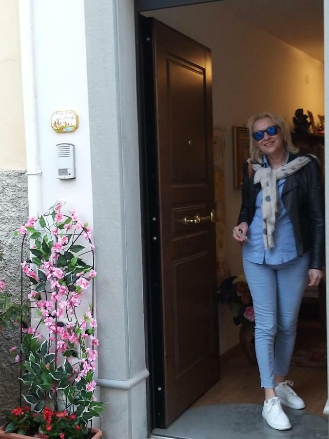 Antica Casa Di Famiglia Guest house